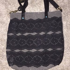 black and gray bag